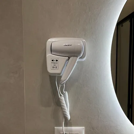 Comfort Hotel *